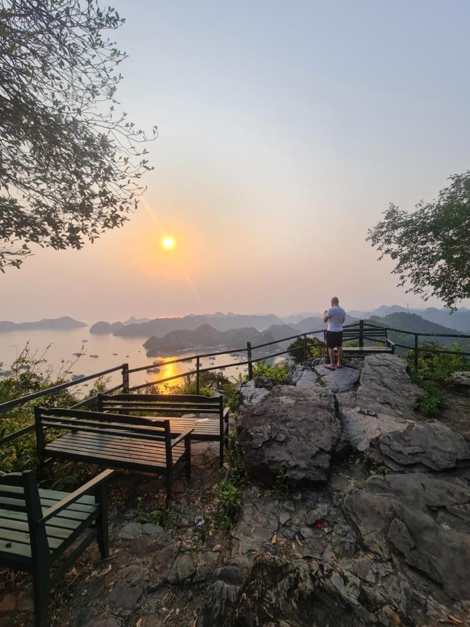 Dai Thuy Hotel Dong Khe Sau Екстериор снимка