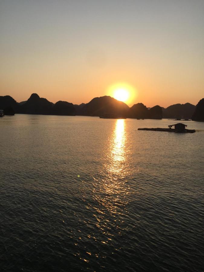Dai Thuy Hotel Dong Khe Sau Екстериор снимка
